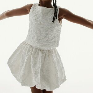 H&M White Textured Jacquard 2 Pièce Set Tank & Bubble Skirt Size 3T